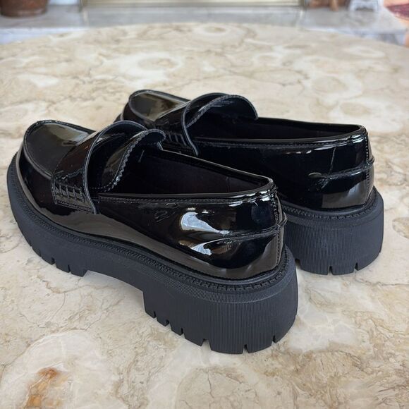 NEW! Sketchers  Modern Rugged - Sweet Choice Patent Leather Loafers Memory Foam - Picture 11 of 14